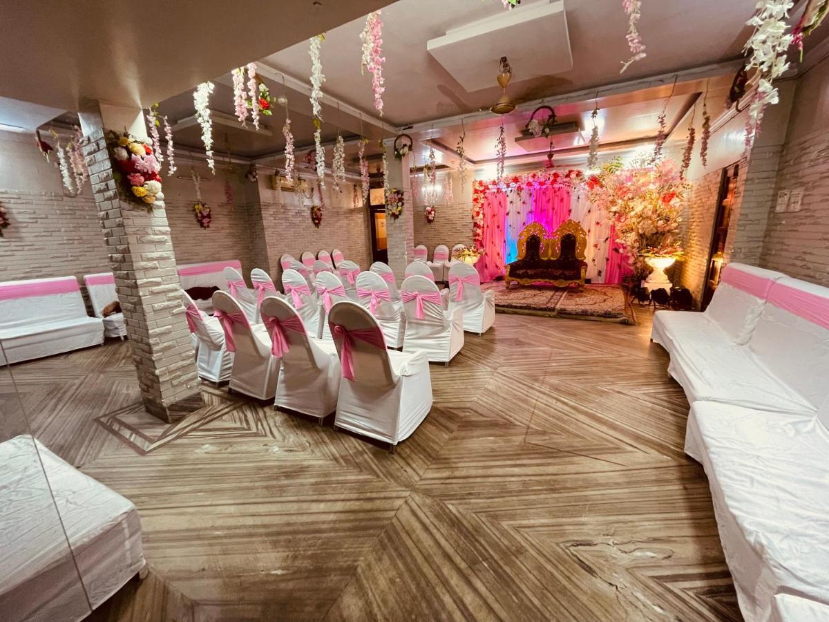 Atithi Inn Колката Екстериор снимка