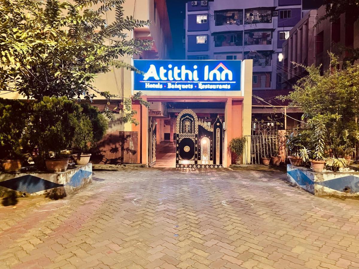 Atithi Inn Колката Екстериор снимка