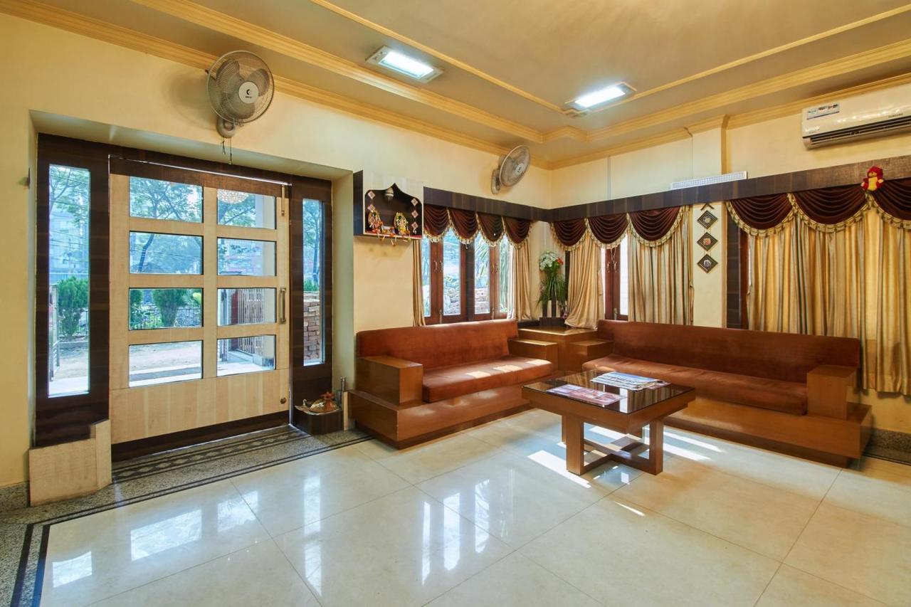 Atithi Inn Колката Екстериор снимка